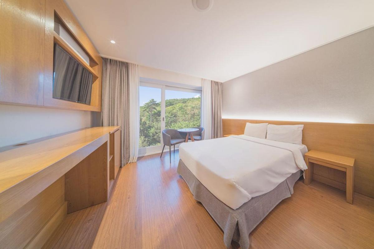 El Hotel Yangyang Exterior photo