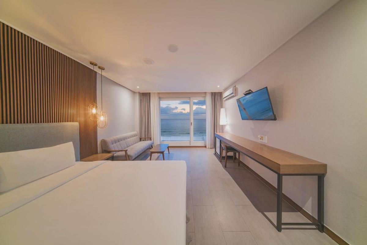 El Hotel Yangyang Exterior photo